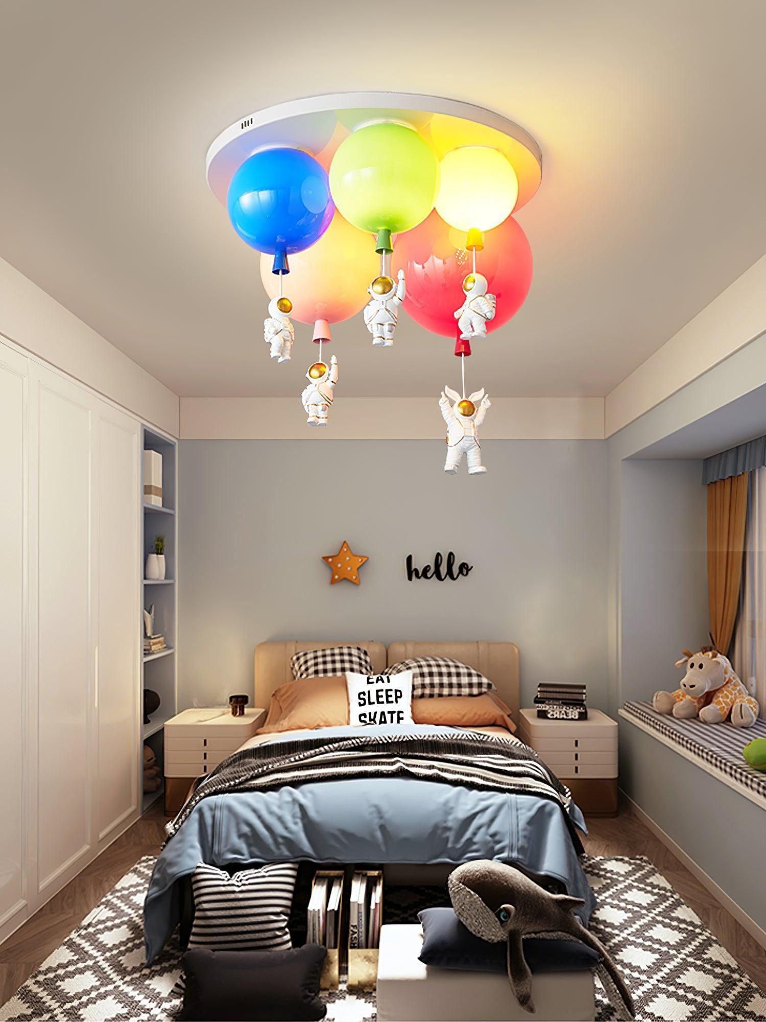 Astronaut Glossy Balloon Ceiling Lamp M390