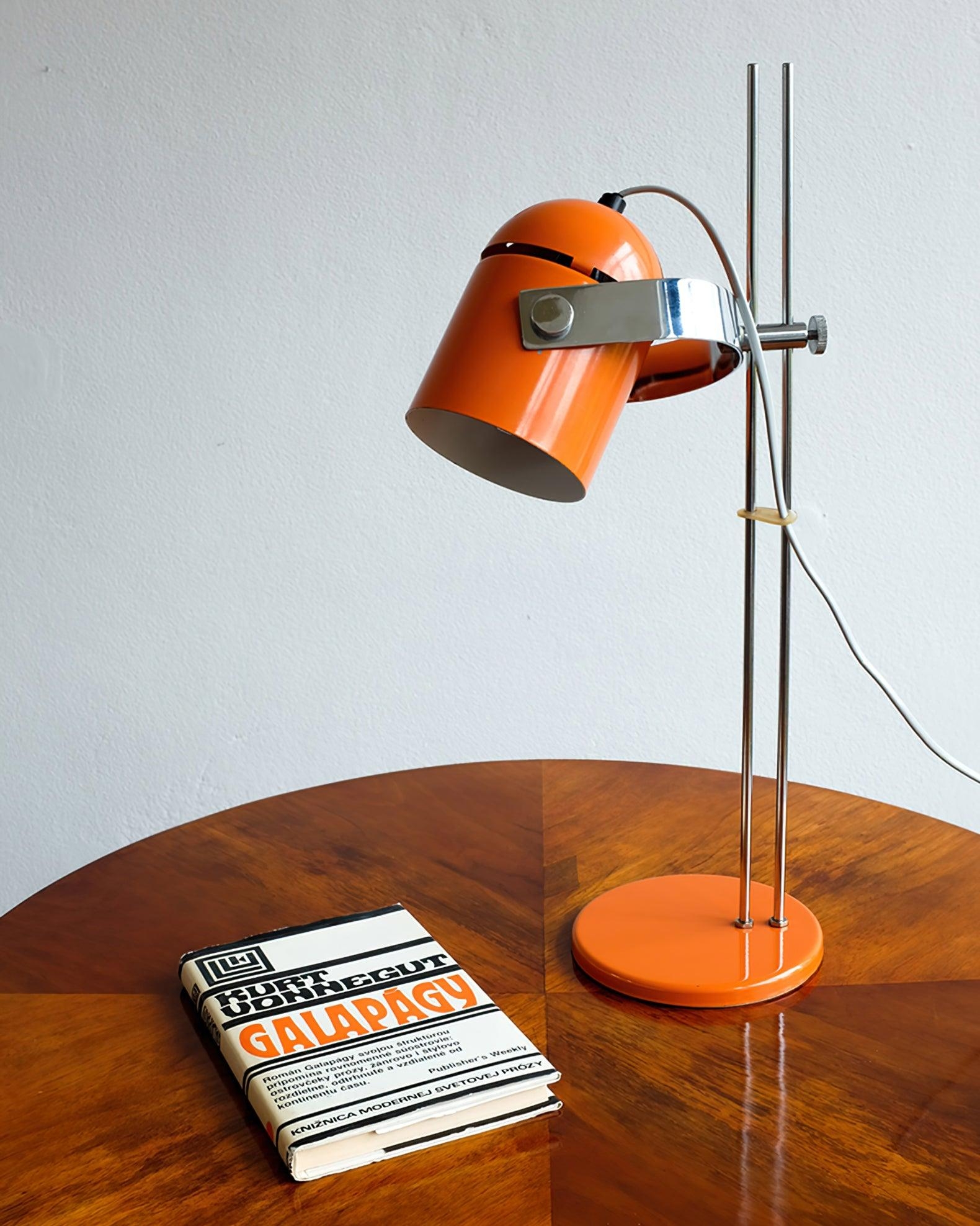 Adjusta Liftable Desk Lamp T1594
