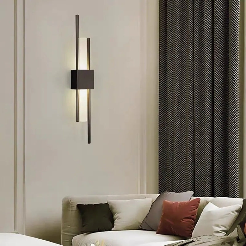 LuminArt - Stylish Black/Gold LED Light T1990