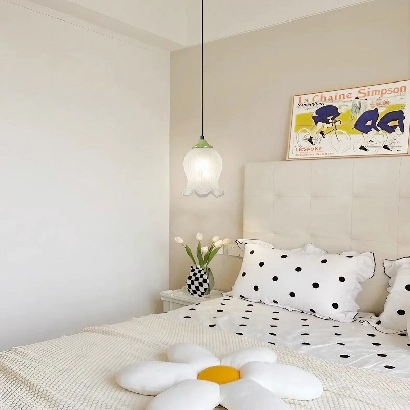 Nordic Flower Bud Glass Pendant Light S89