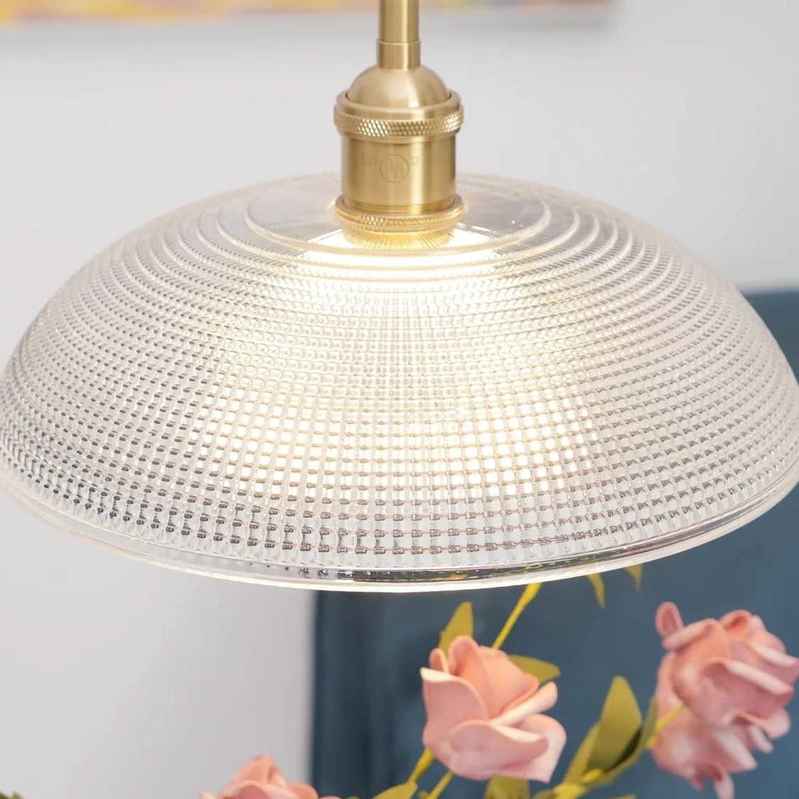 Modern Spiral Pendant Light – Textured Ribbed Glass Shade S225
