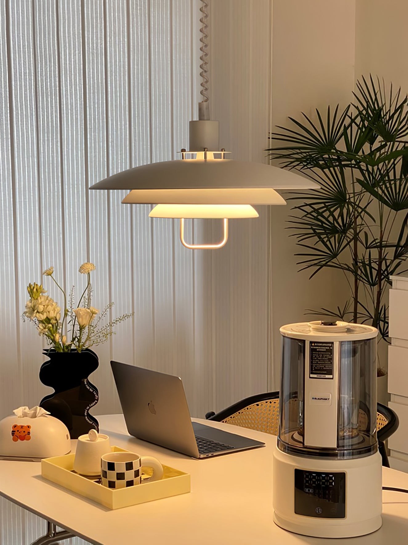 Danish Lifting UFO Pendant Lamp M426