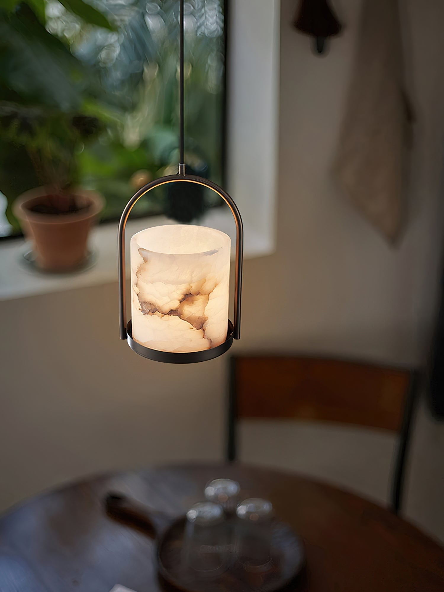 Cortland Alabaster Pendant Light T1658
