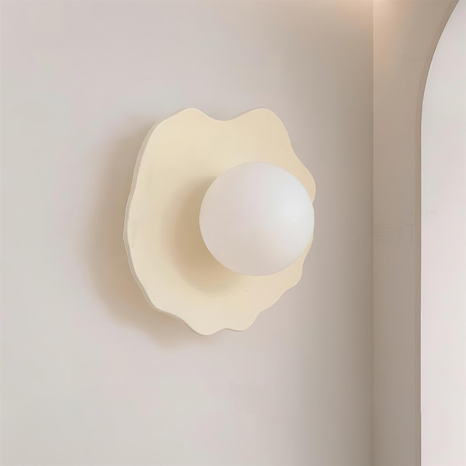 Nordic Flower Shape Wall Lamp M106
