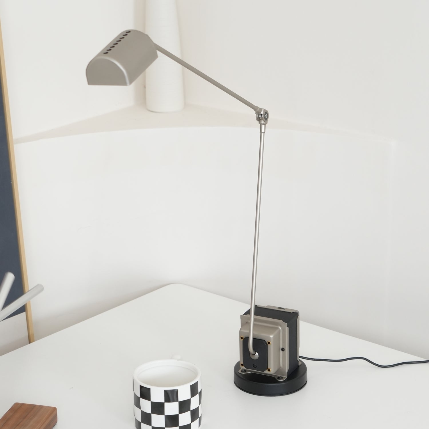 Daphine Table Lamp T1670