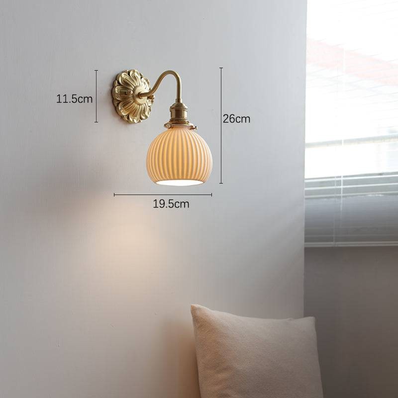 Elegant Ceramic and Brass Wall Sconce for Living Room and Hallway T432