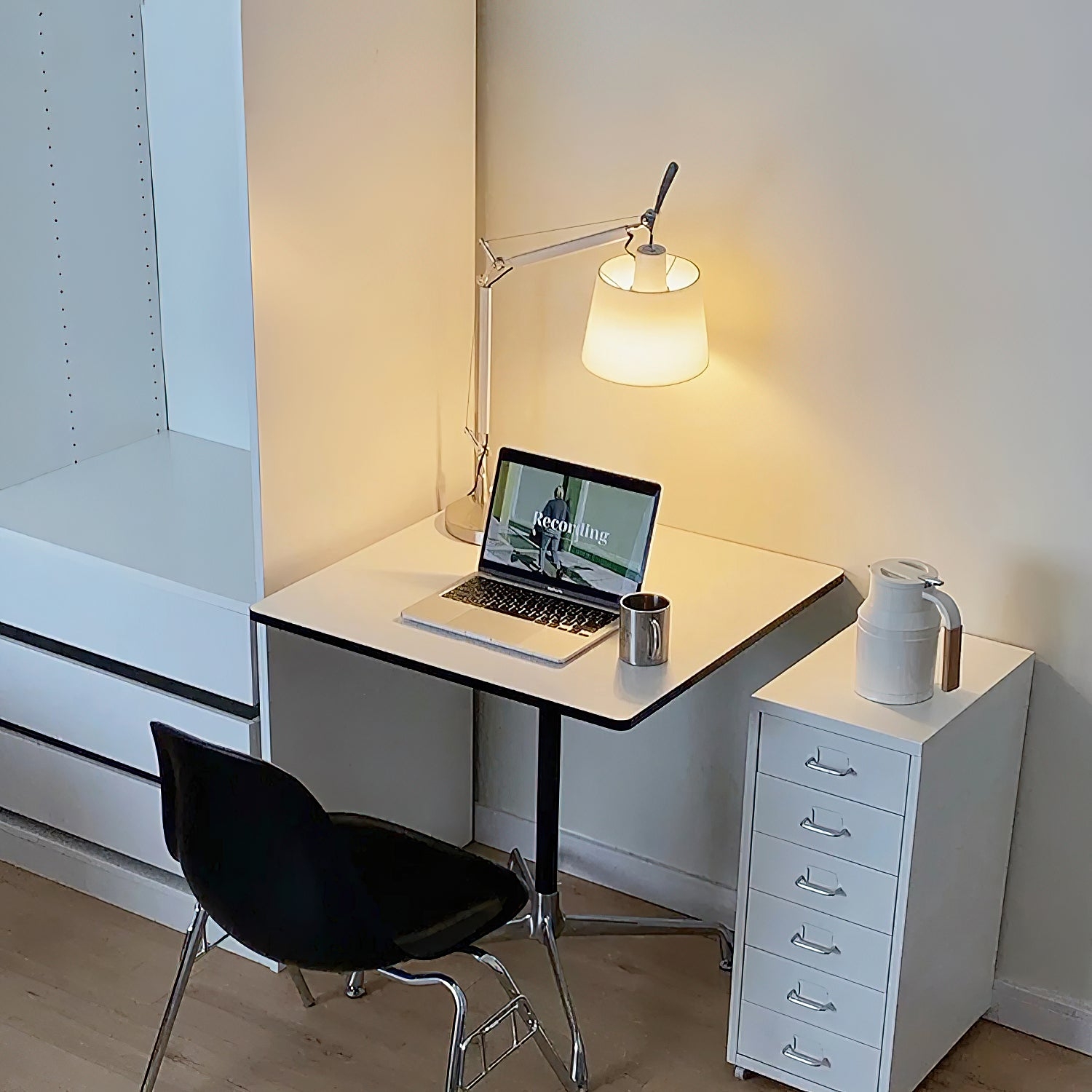 Velthea Table Lamp T1938