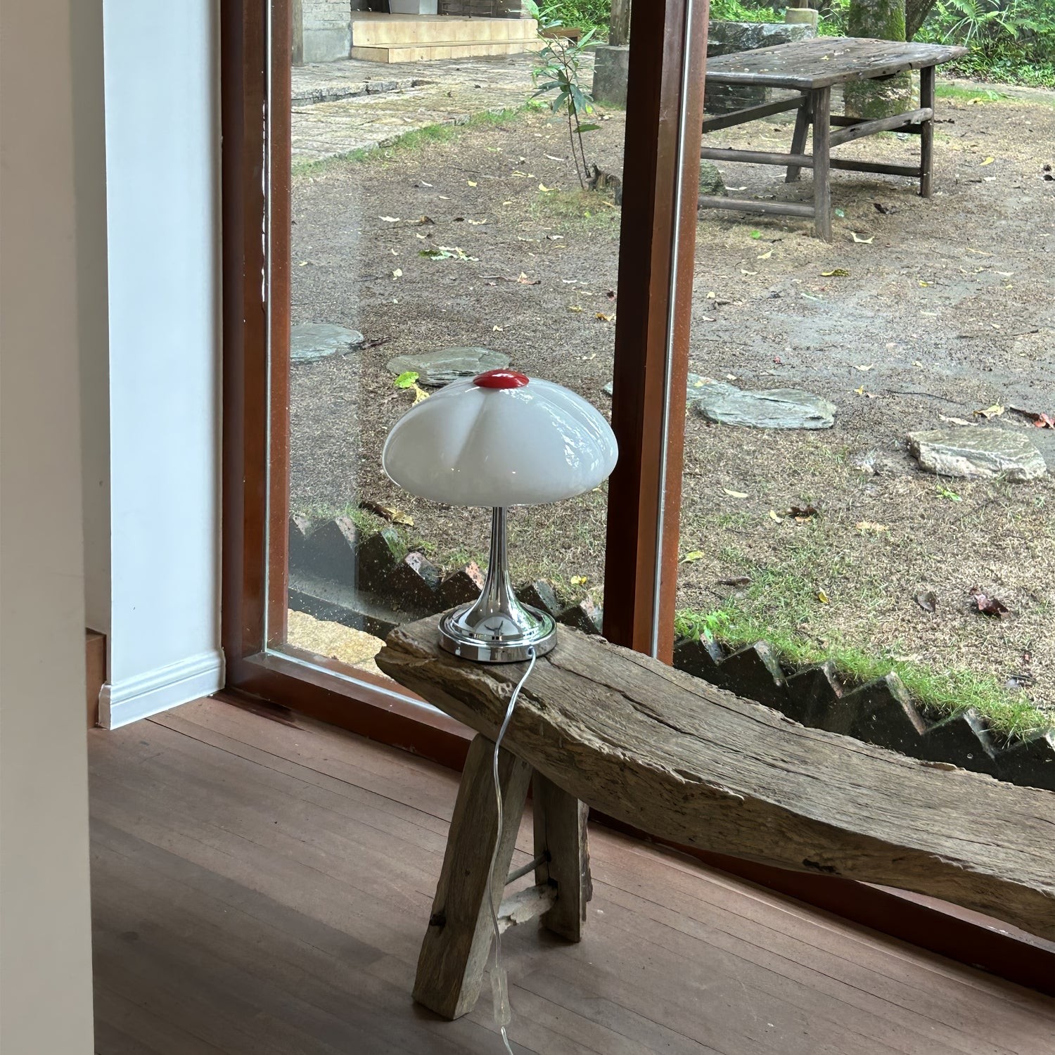 Flower Petal Table Lamp M367