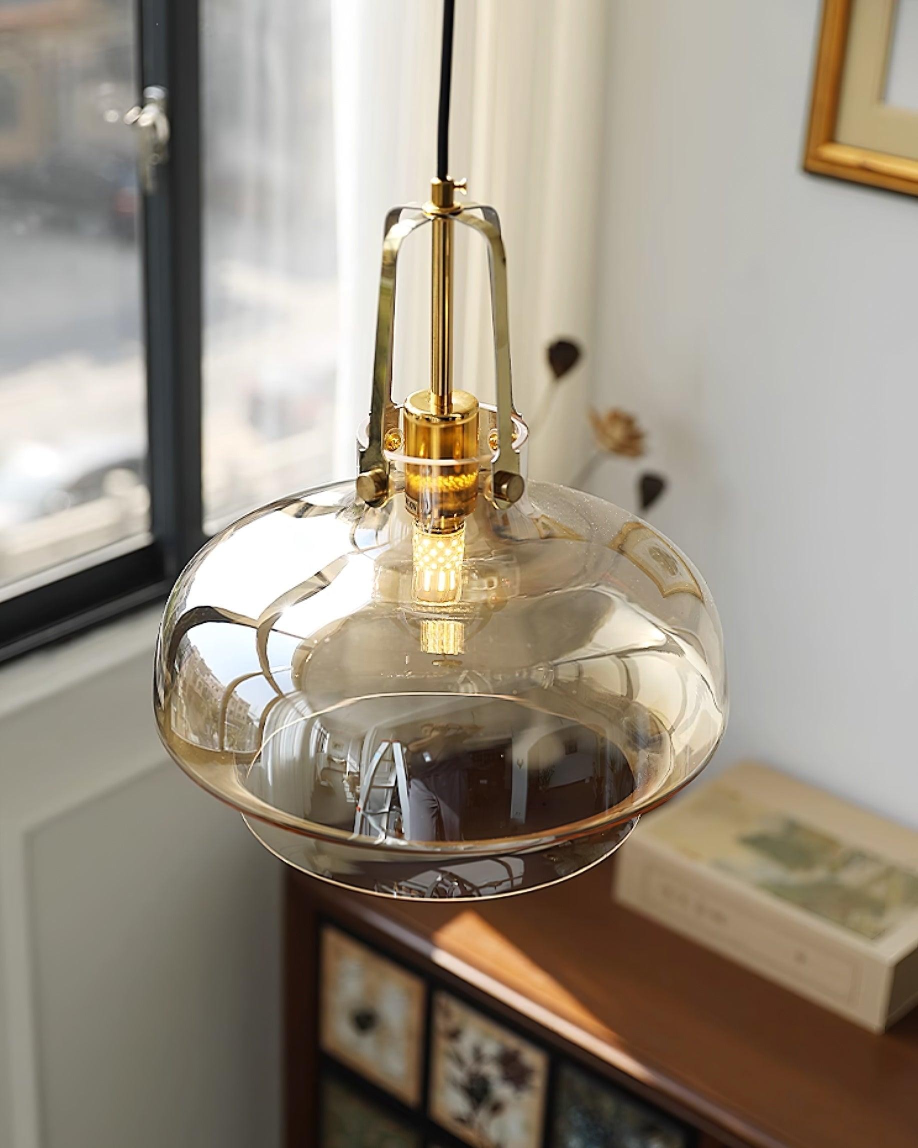 Light Luxury Glass Pendant Lamp P048