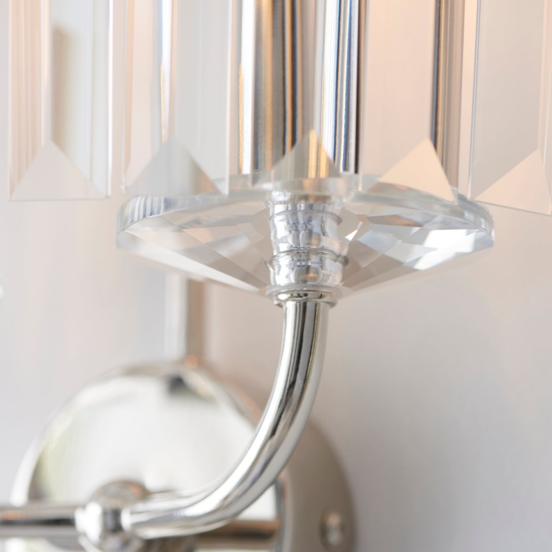 Beveline Faceted Clear Cut Glass Wall Light - Classic Metal Sconce for Hallway and Living Room T886