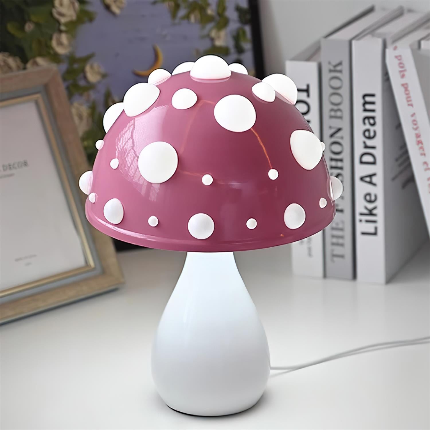 Poisonous Mushrooms Table Lamp M114