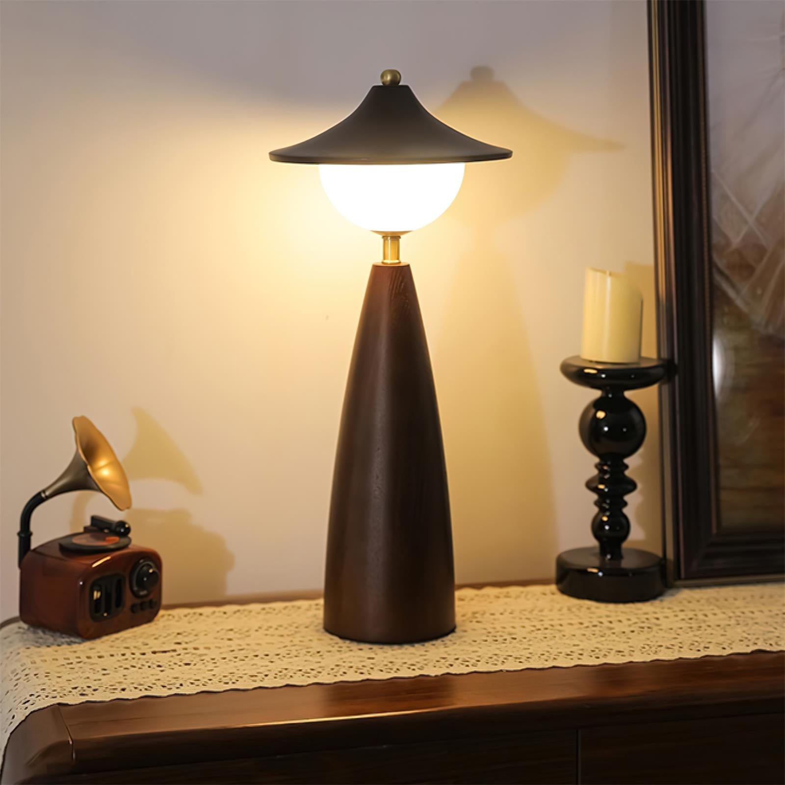 French Retro LED Bedside Table Lamp for Bedroom M225