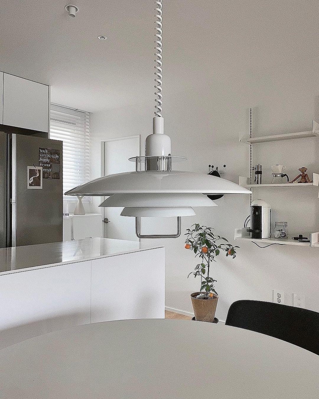 Danish Lifting UFO Pendant Lamp M426