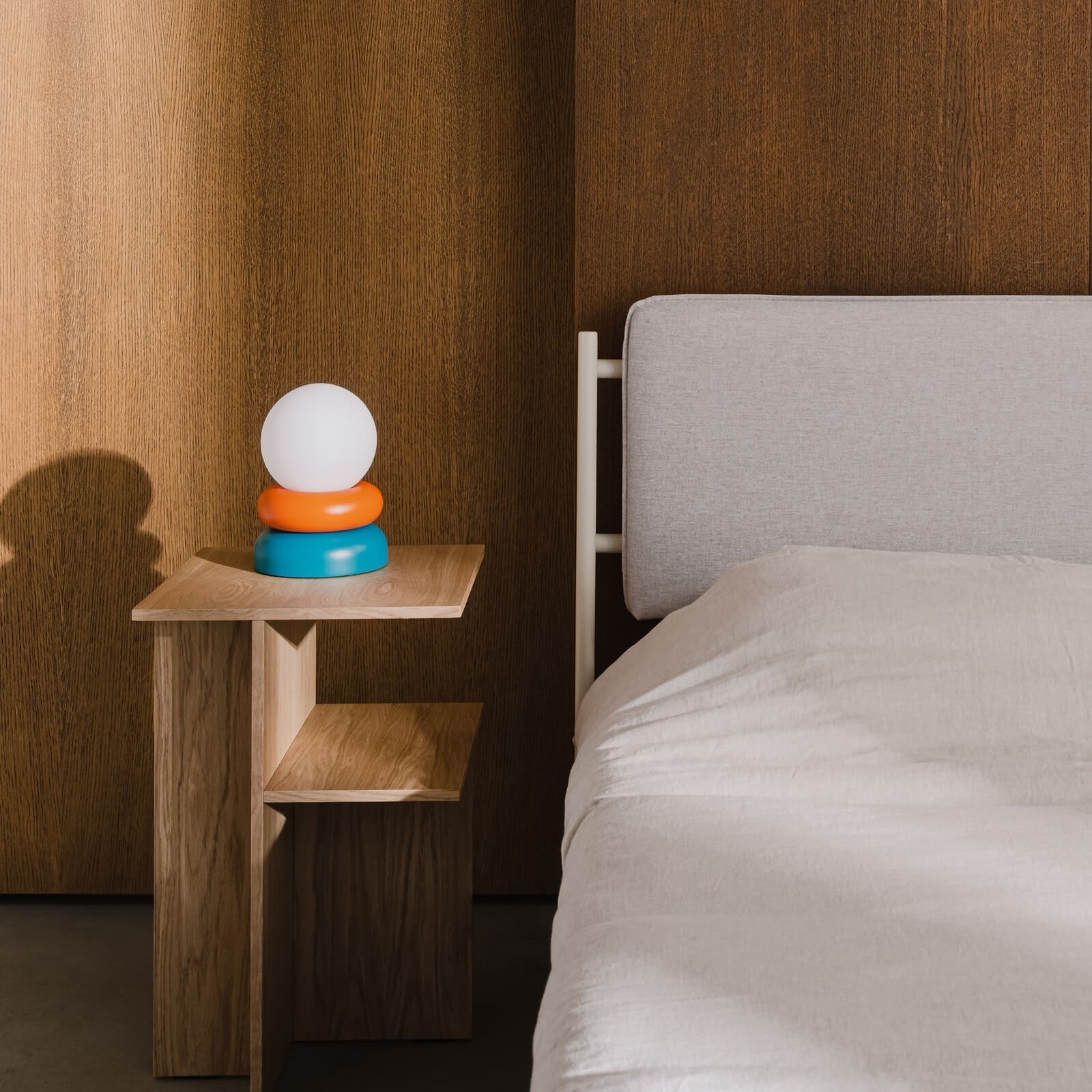 Elegant Table Lamp with Natural Wood and Glass Shade S233