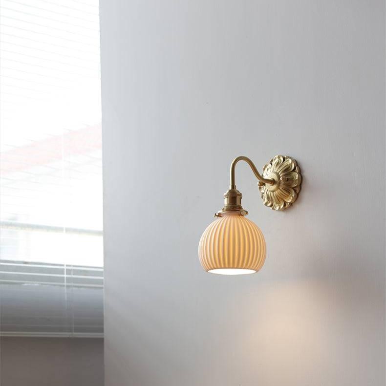 Elegant Ceramic and Brass Wall Sconce for Living Room and Hallway T432