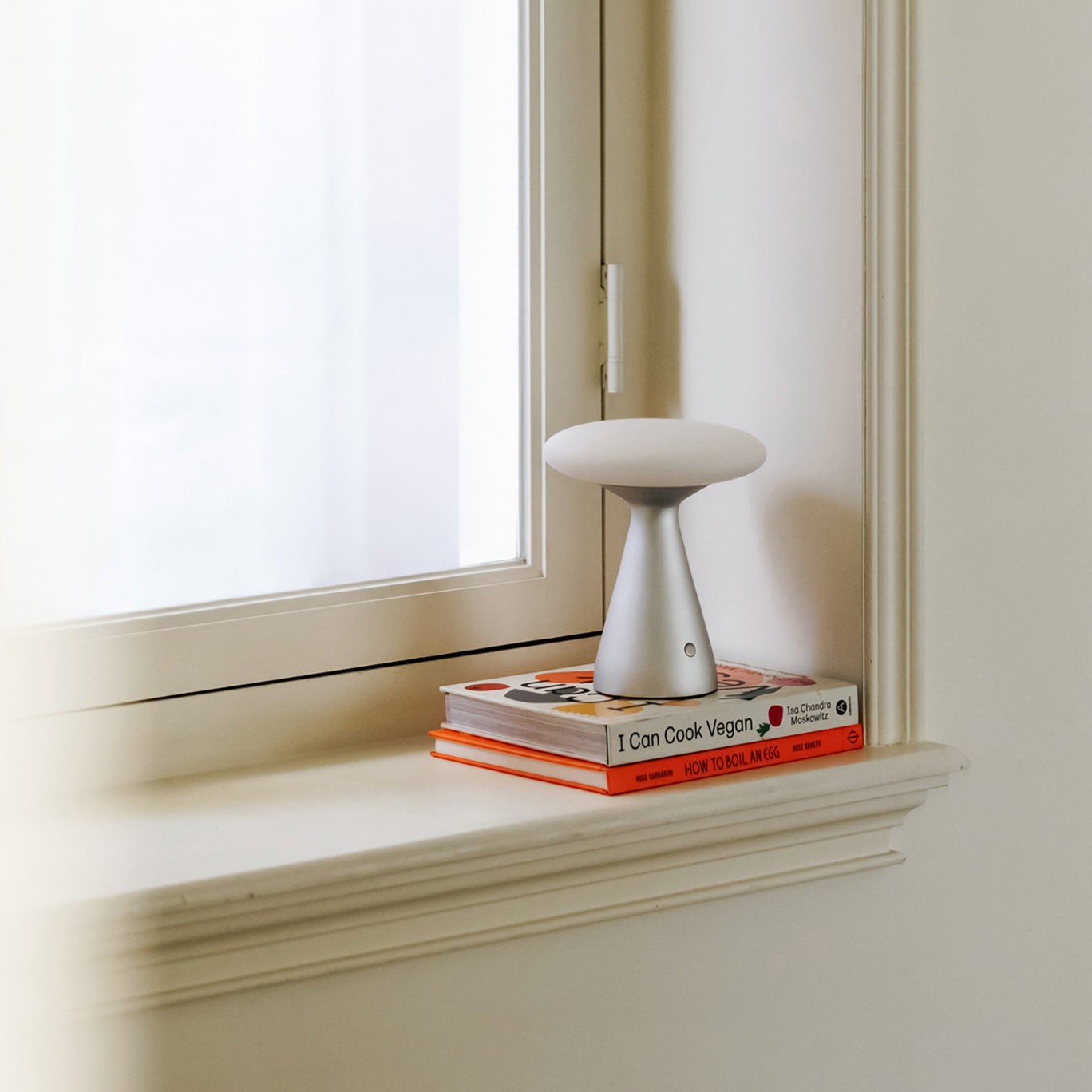 Simple Style Touch Dimming Table Lamp M146