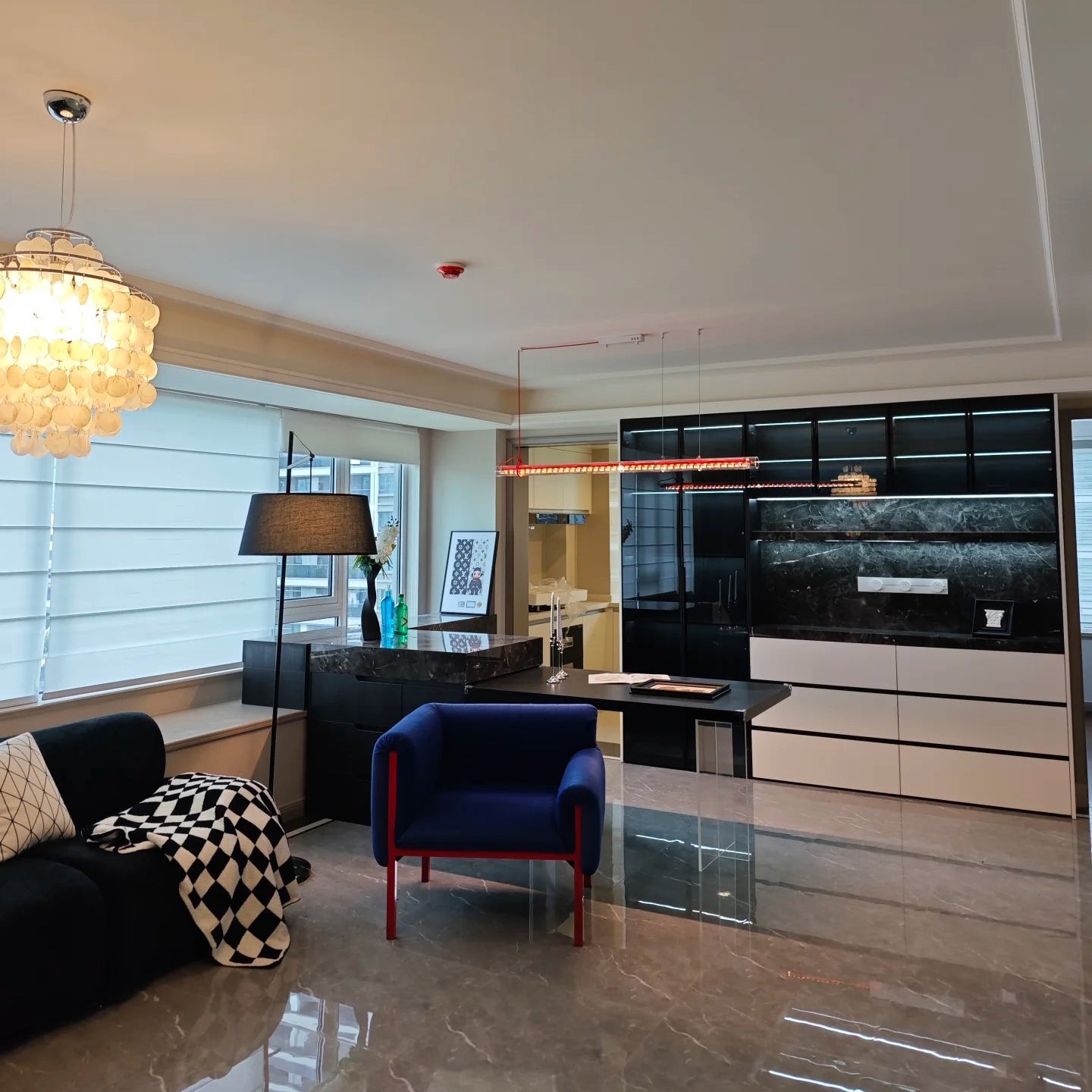 Tubular Linear LED Pendant Lamp T1920
