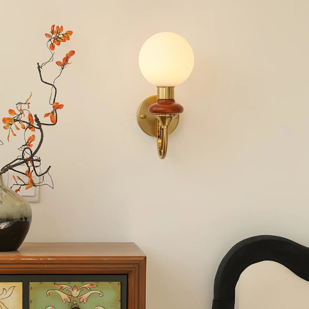 Elegant Wall Lamp with Sculptural Glow and Architectural Form S220