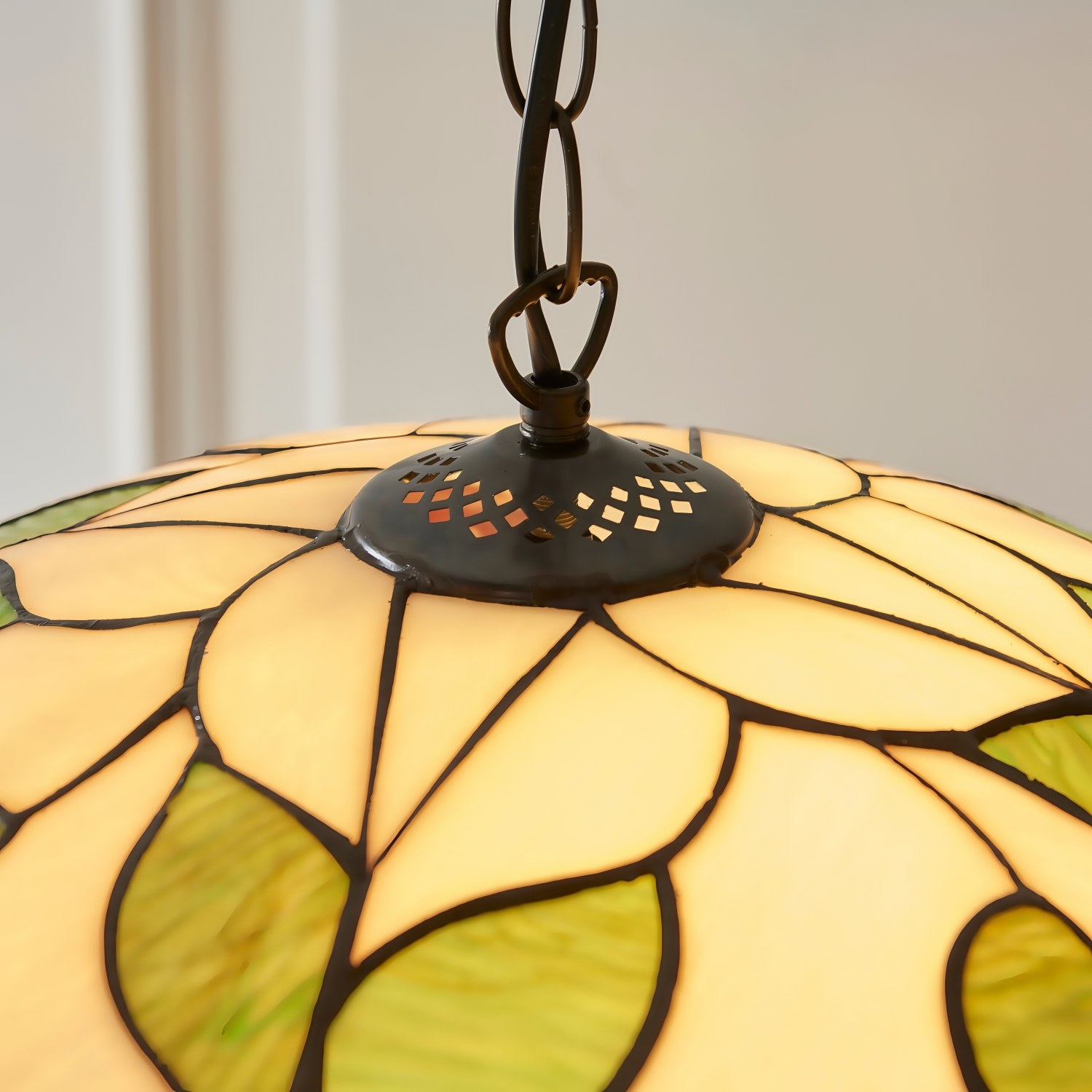 TF Botanica Floral Glass Pendant Light - Vintage Pendant Fixture for Open Plan Spaces T991