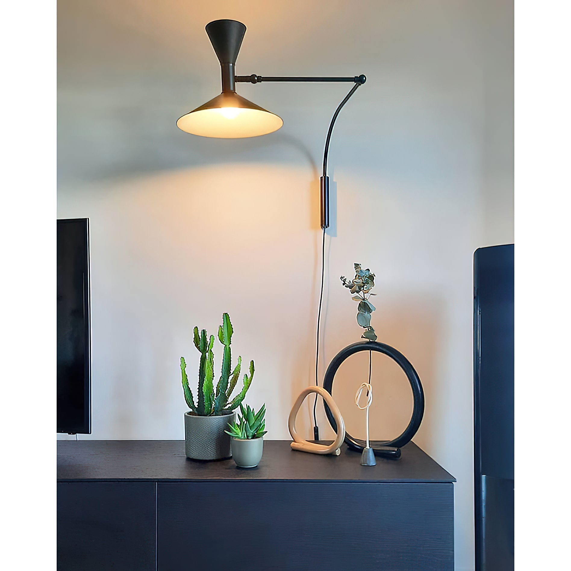 Marseille Swing Arm Plug-in Sconce T1947