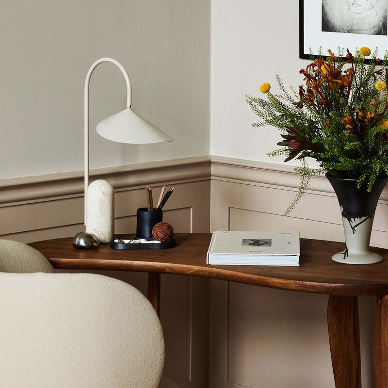 Nulavo Table Lamp - Minimalist Pivoting Lamp for Contemporary Interiors