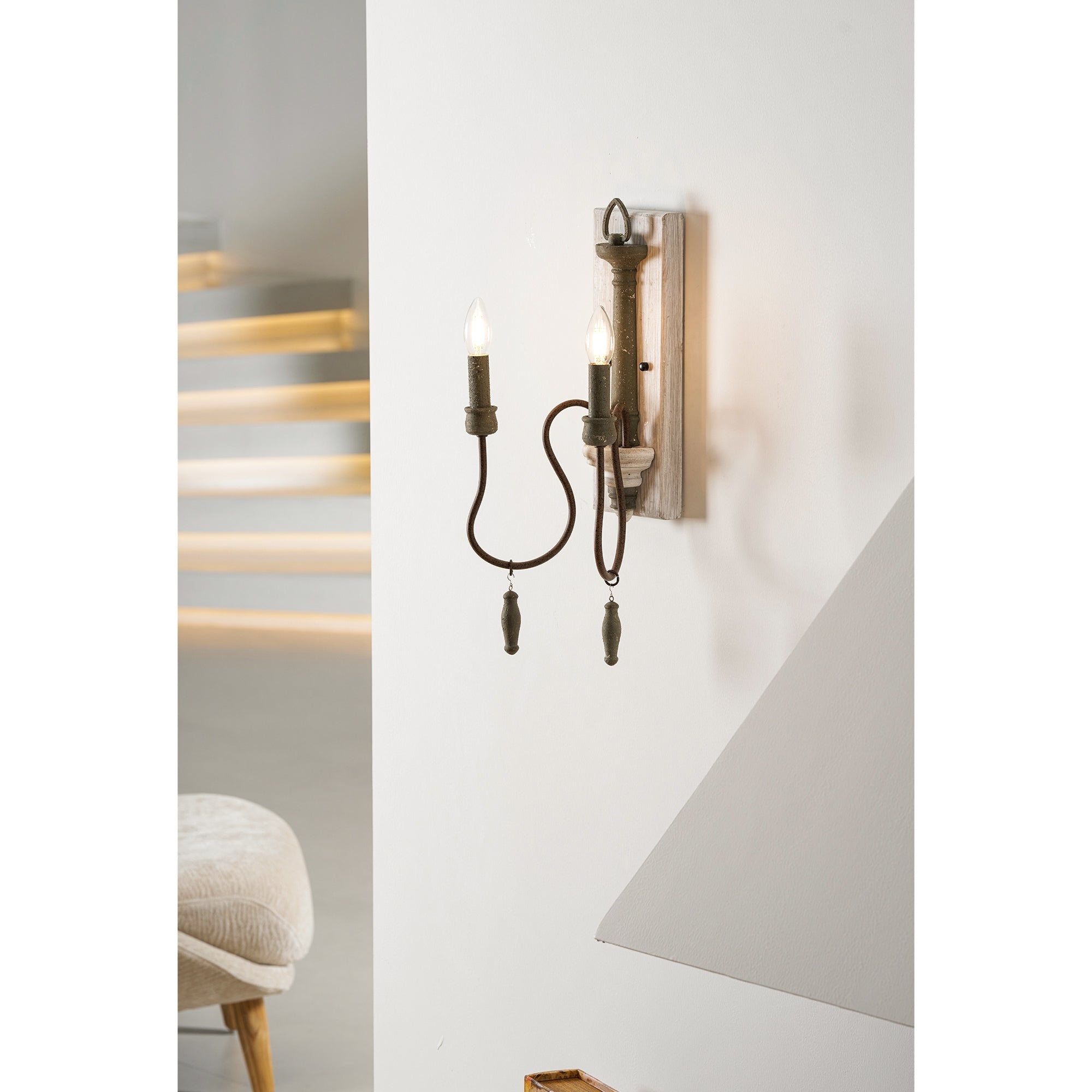 Zoe Wall Lamp T1903