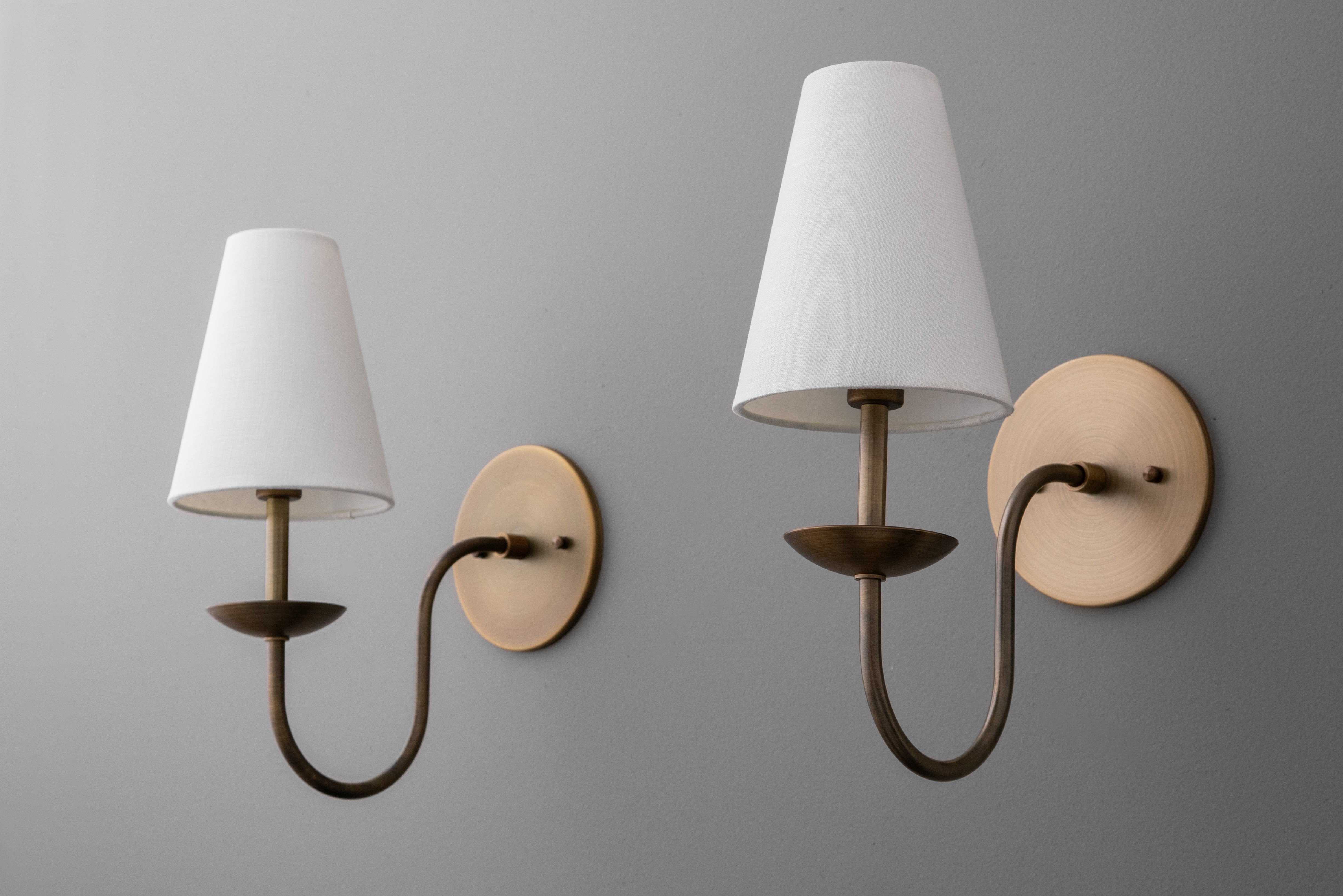 Curva Modern Geometric Wall Sconce – Ambient Lighting for Living Room T398