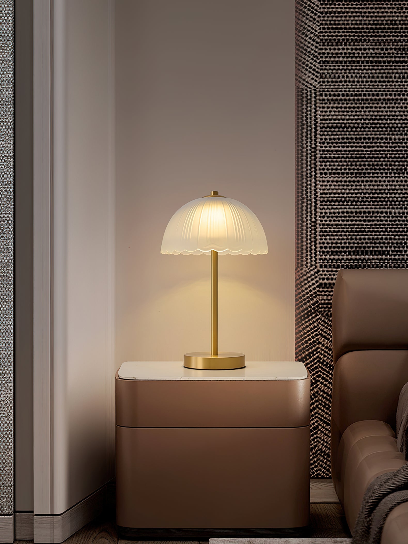 Small Umbrella Table Lamp T1665