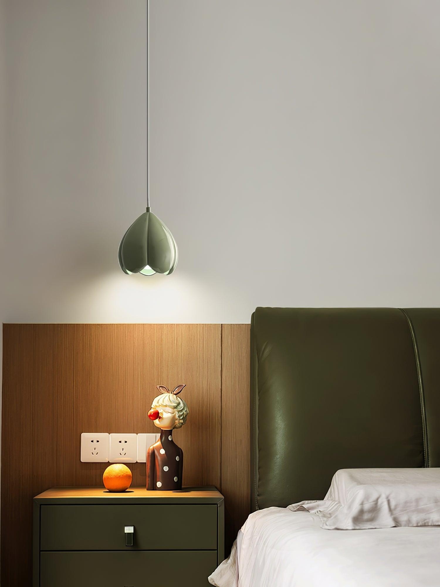 Cream Color Resin Pod Pendant Lamp M369