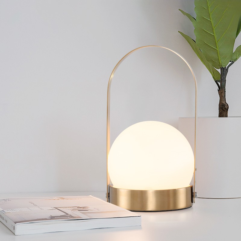 Carrie Basket Table Light