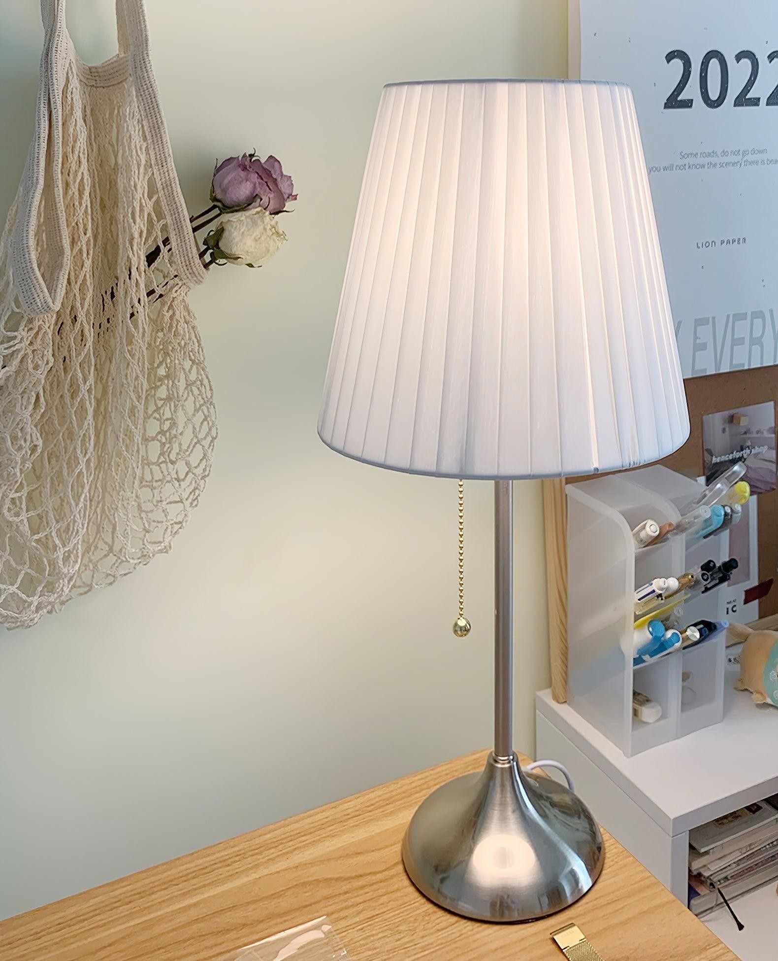 Metal Base Bedside Table Lamp M576
