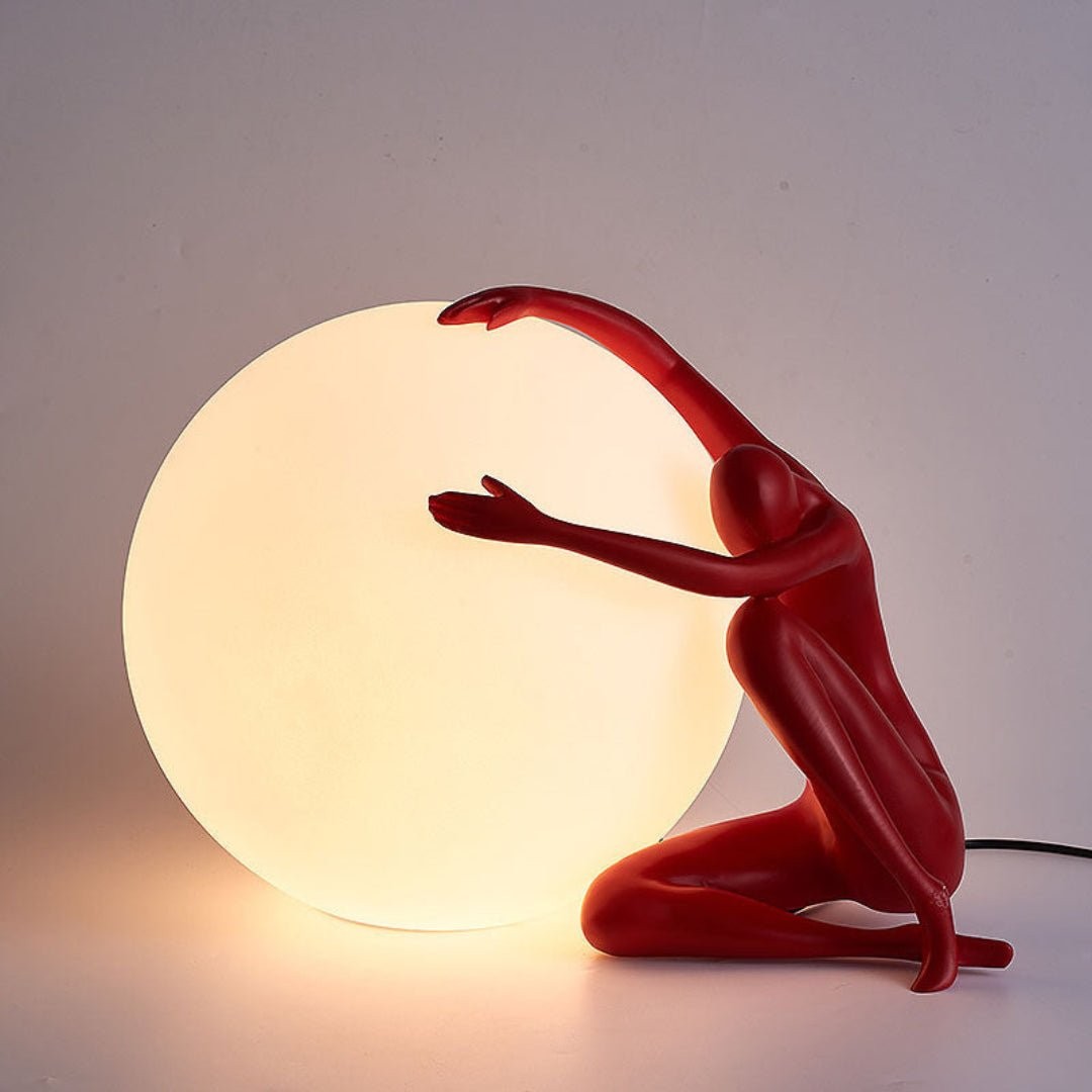 Humanoid Ball Holding Table Lamp M583