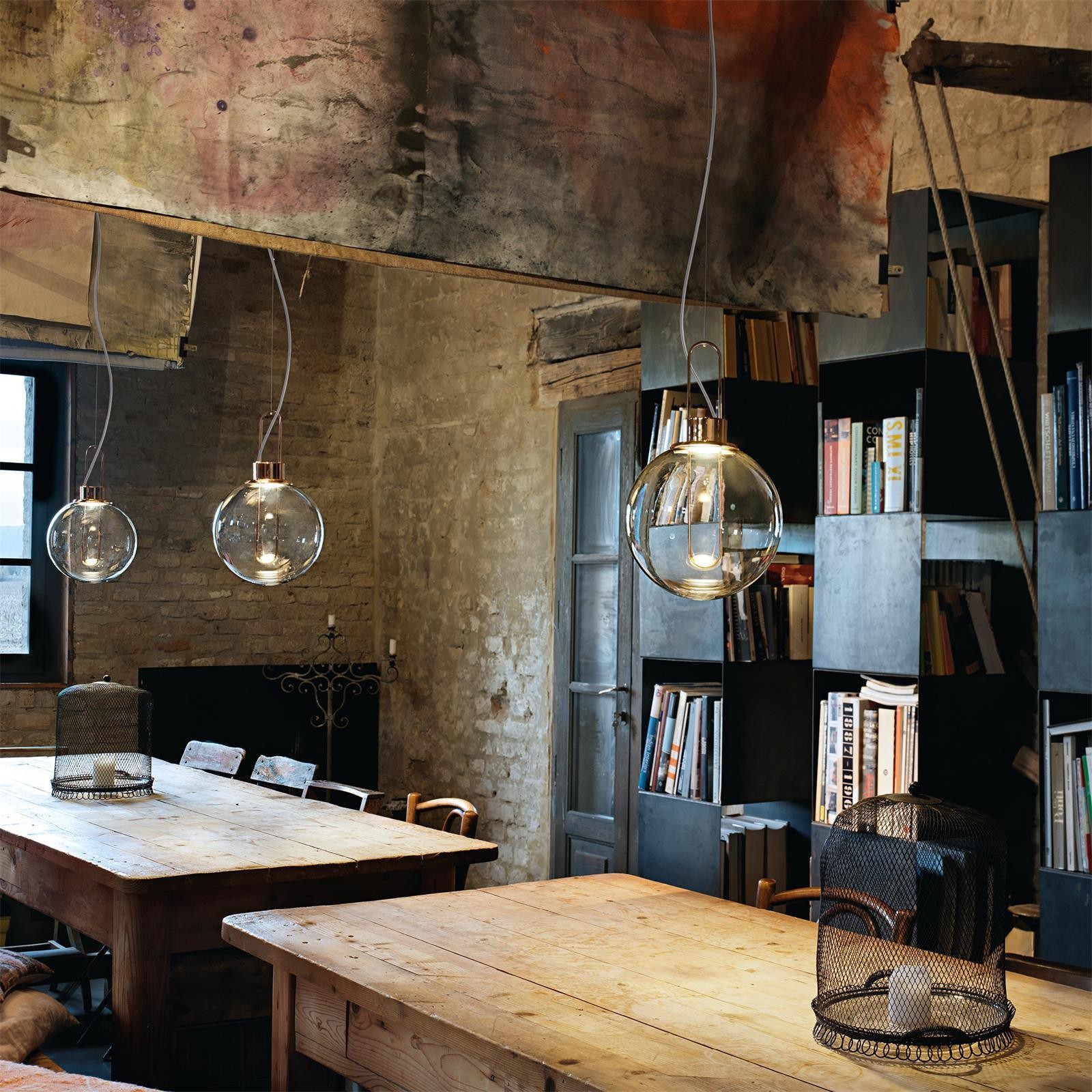Clear Glass Orb Style Pendant Lamp M524