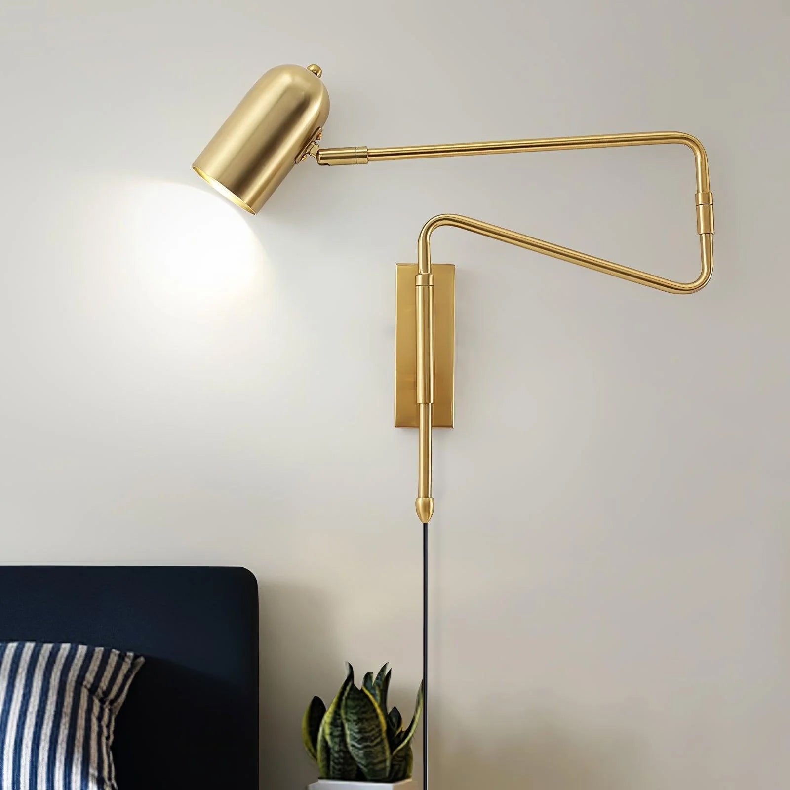 Adjustable Arm Plug In Wall Lamp T1595