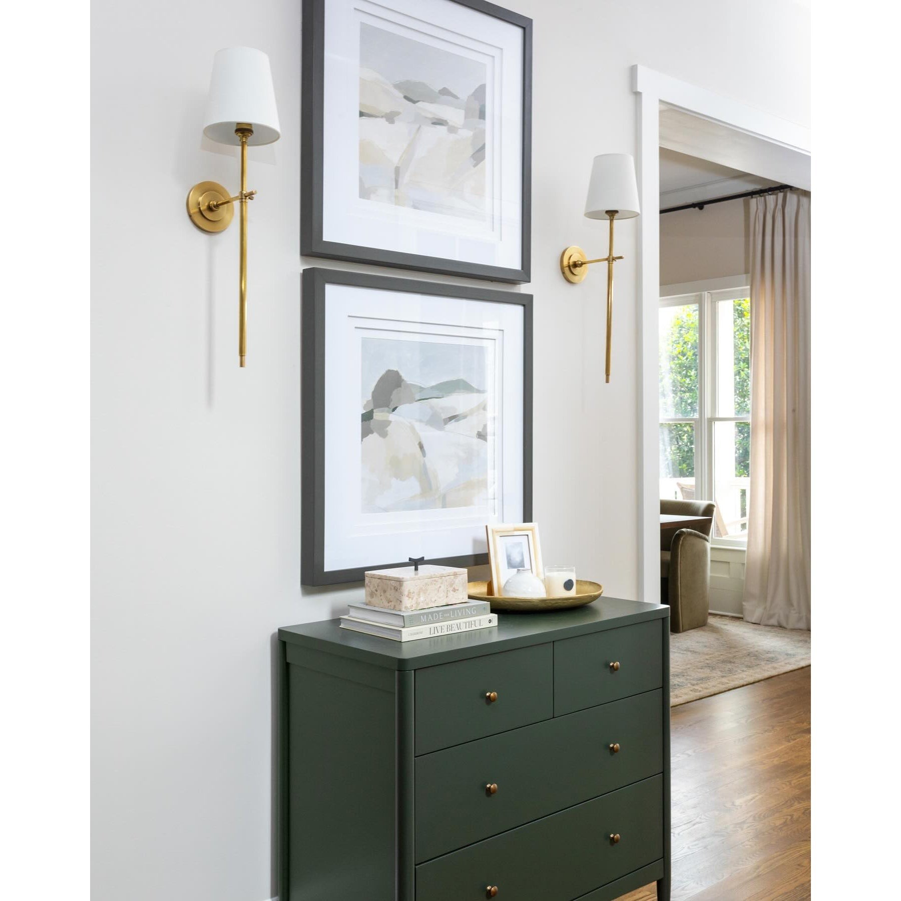 Geometric Bryant Wall Lamp – Industrial Style for Bedroom Lighting T441