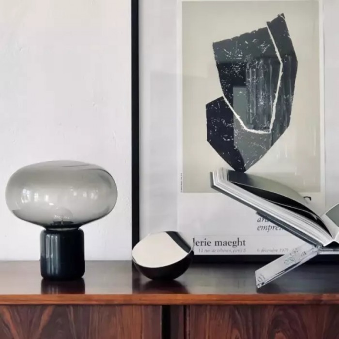 Bauhaus Creative Marble Table Light S170
