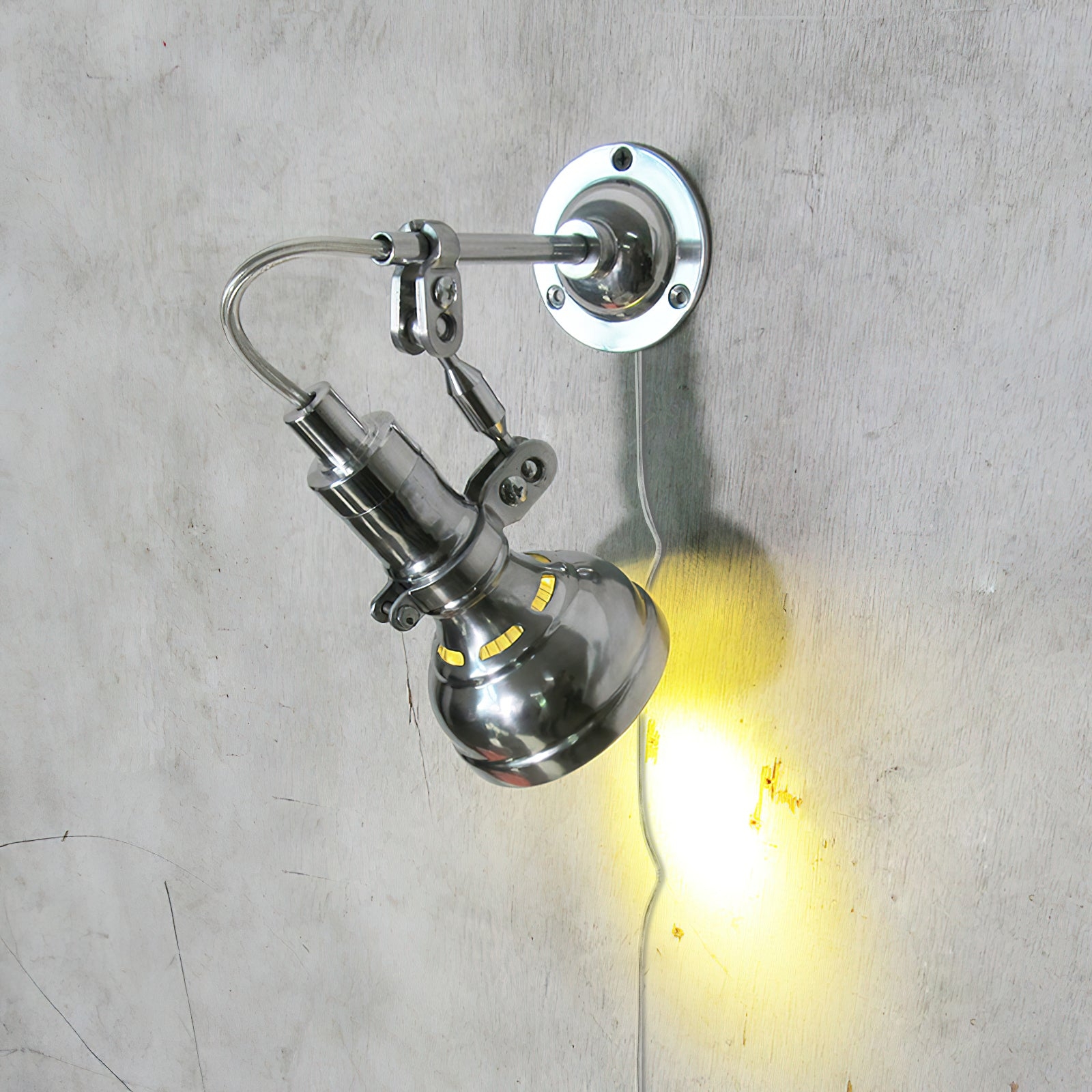 Ralph Rocker Arm Plug-in Wall Lamp T1713