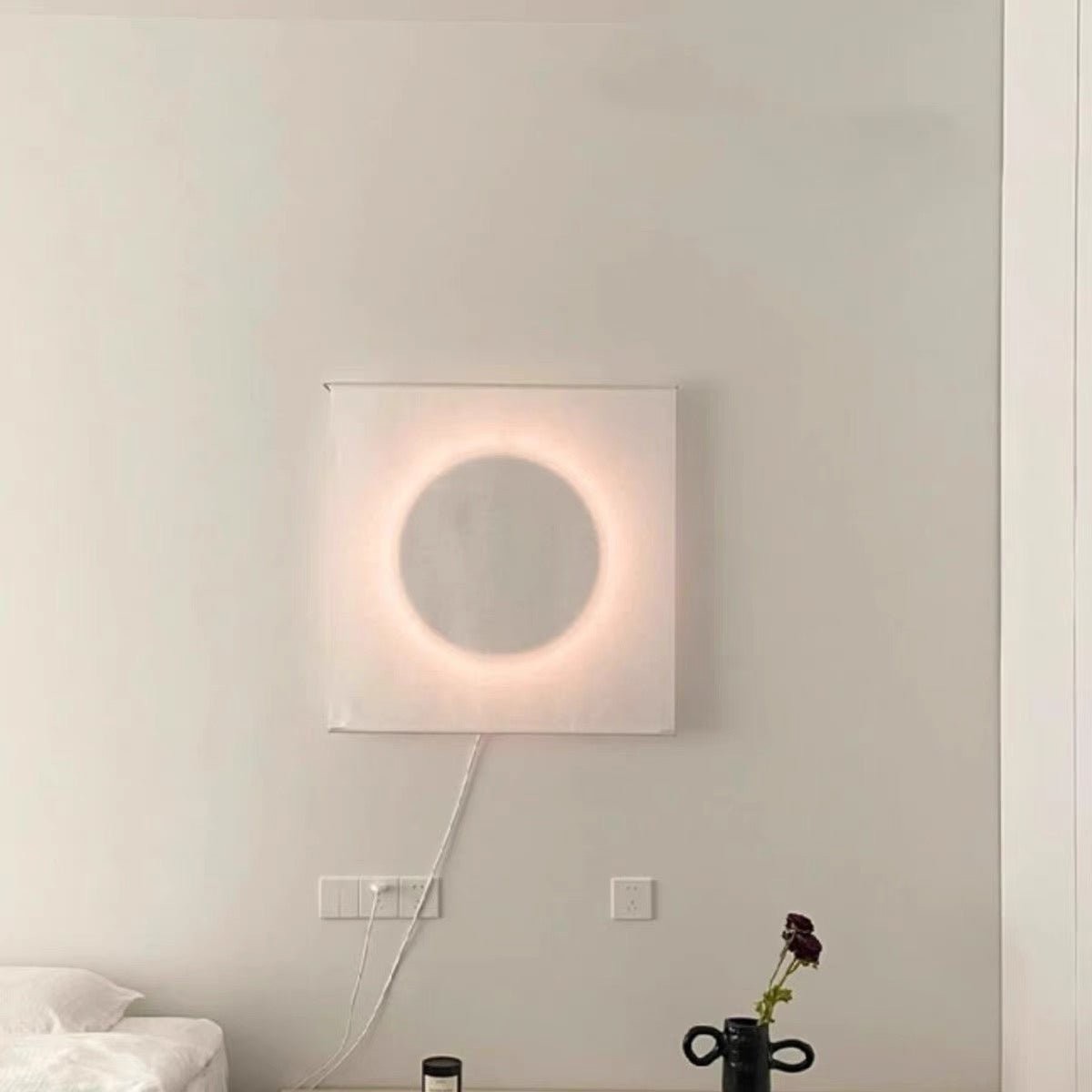 Modern Simple Plug-In Round Wall Lamp G54