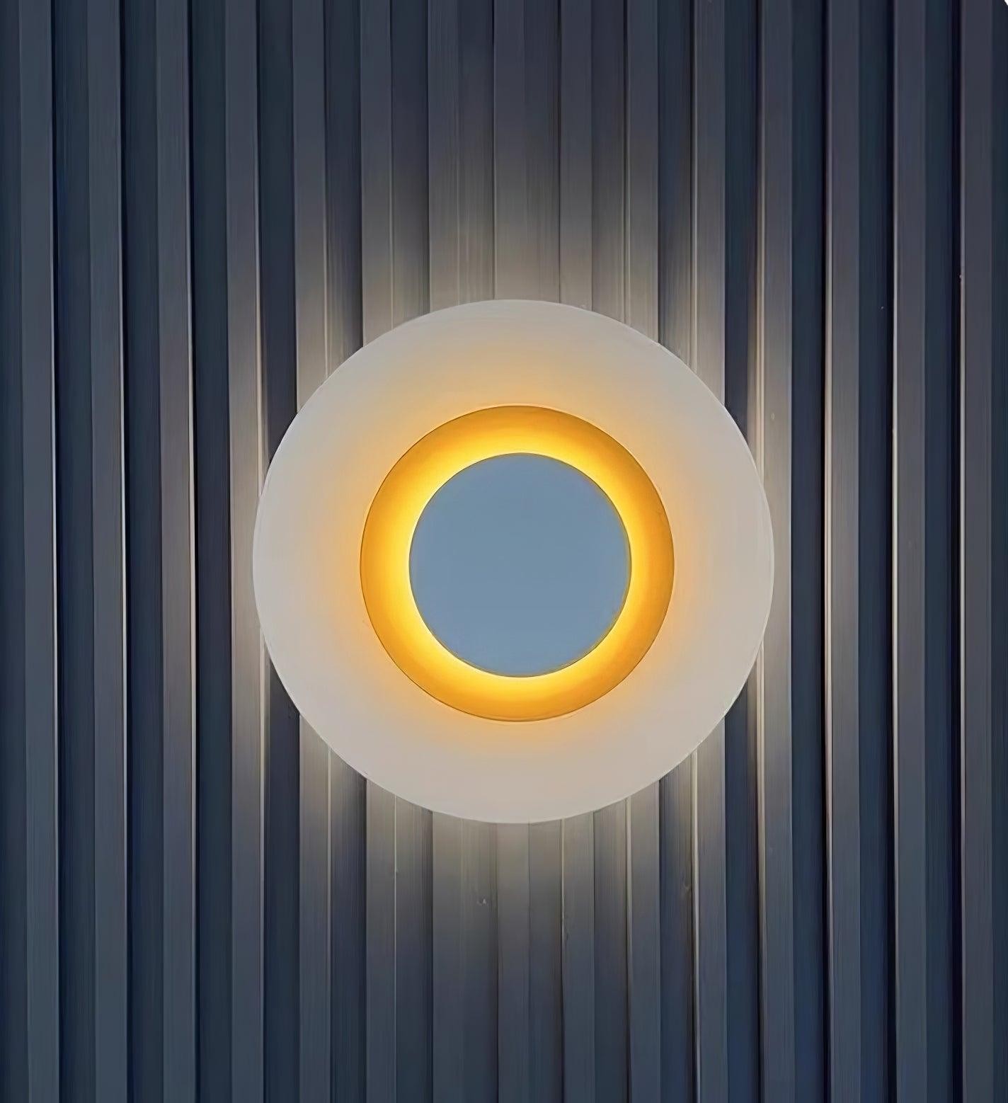 Round Simple Style Wall Light P009