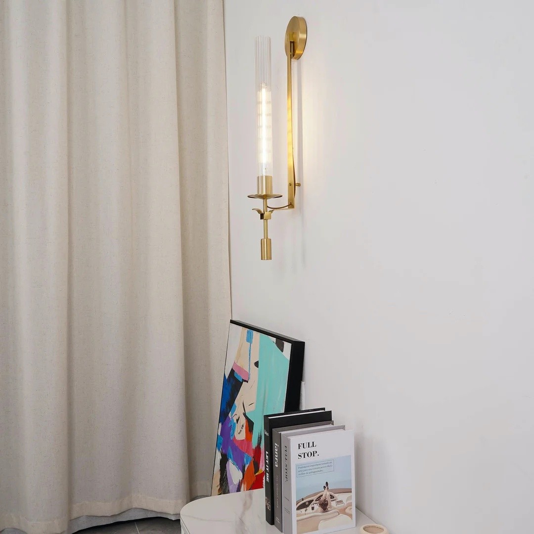 Ribbed Glass Wall Lamp with Slim Metal Base – Classic Meets Modern S229
