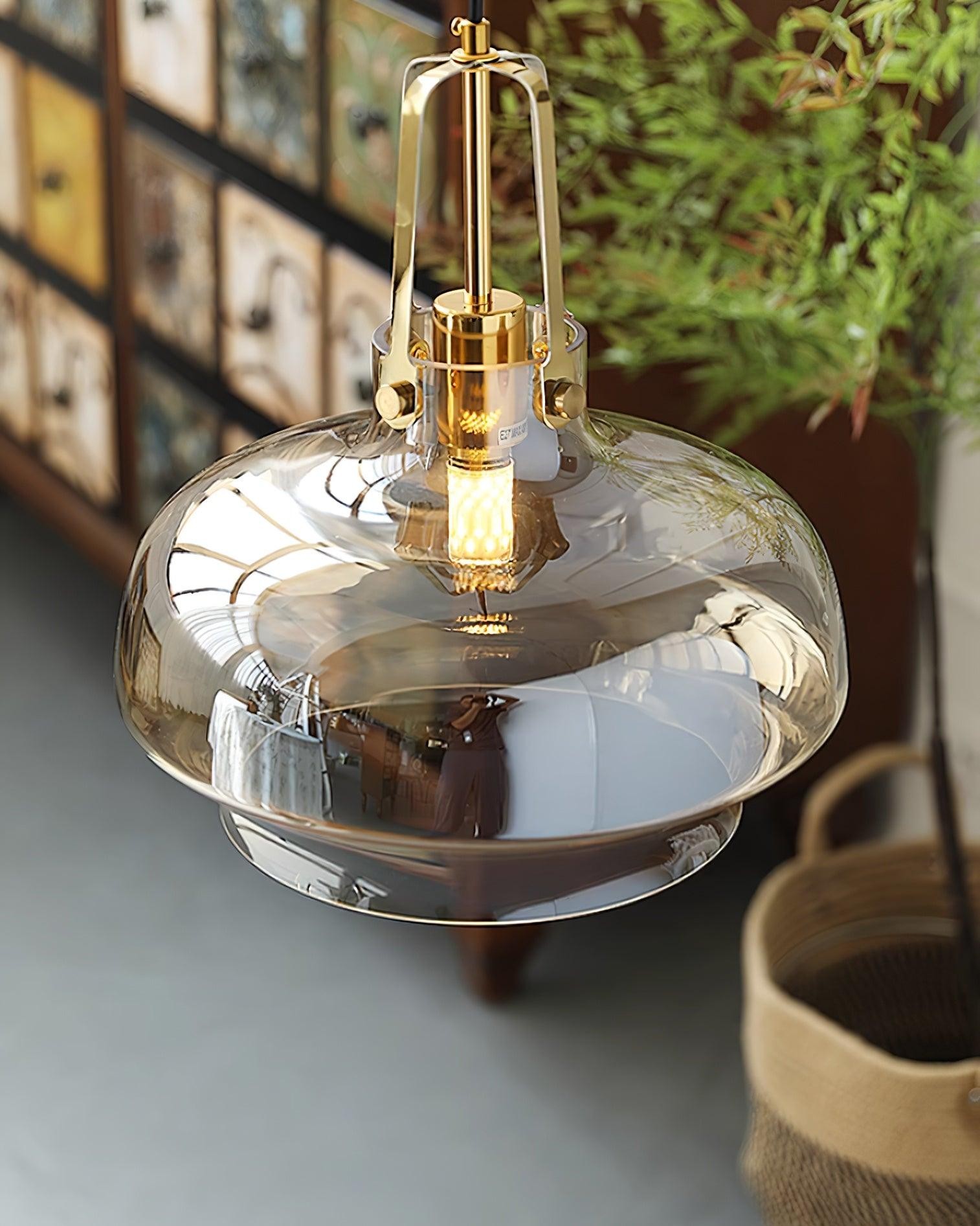 Light Luxury Glass Pendant Lamp P048