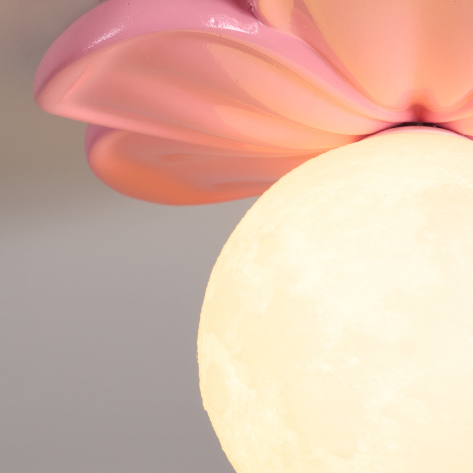 Cream Bloom Flower Ceiling Lamp T1632