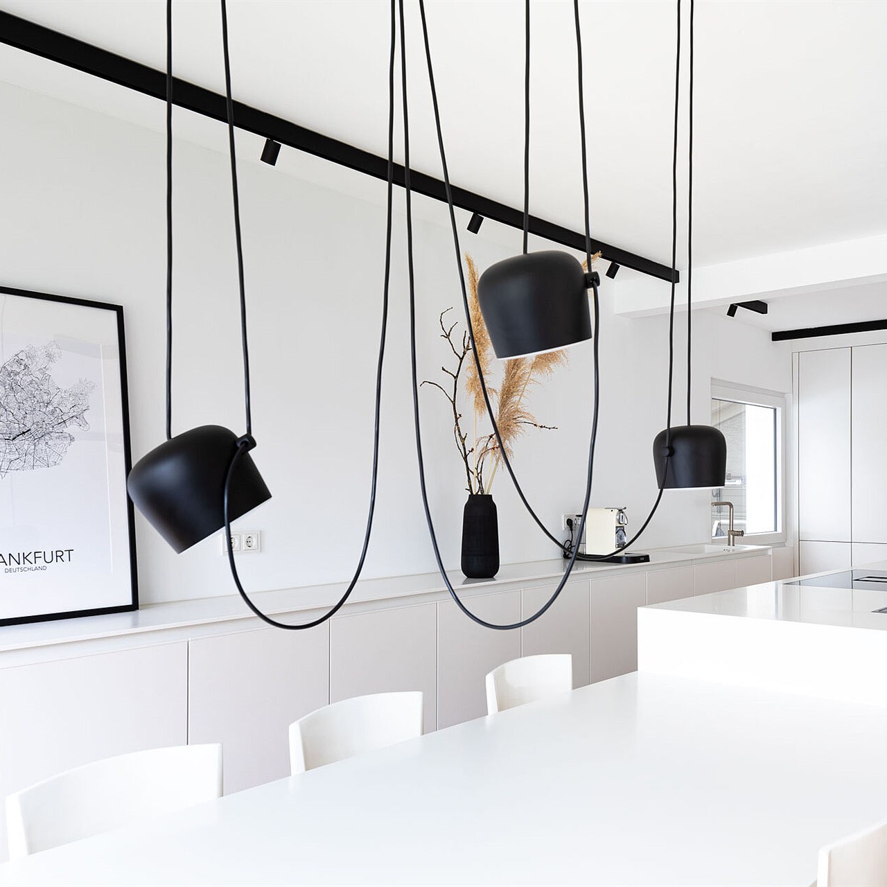 Axiomorna Pendant Light