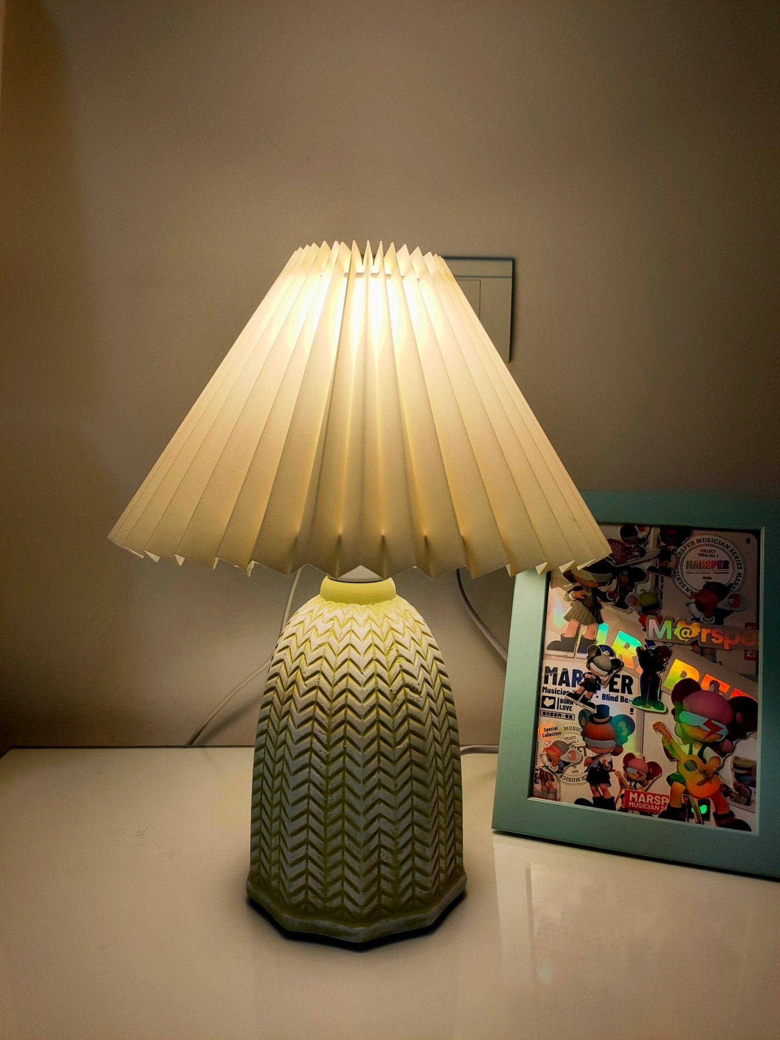 Vintage Pleated Table Lamp M206