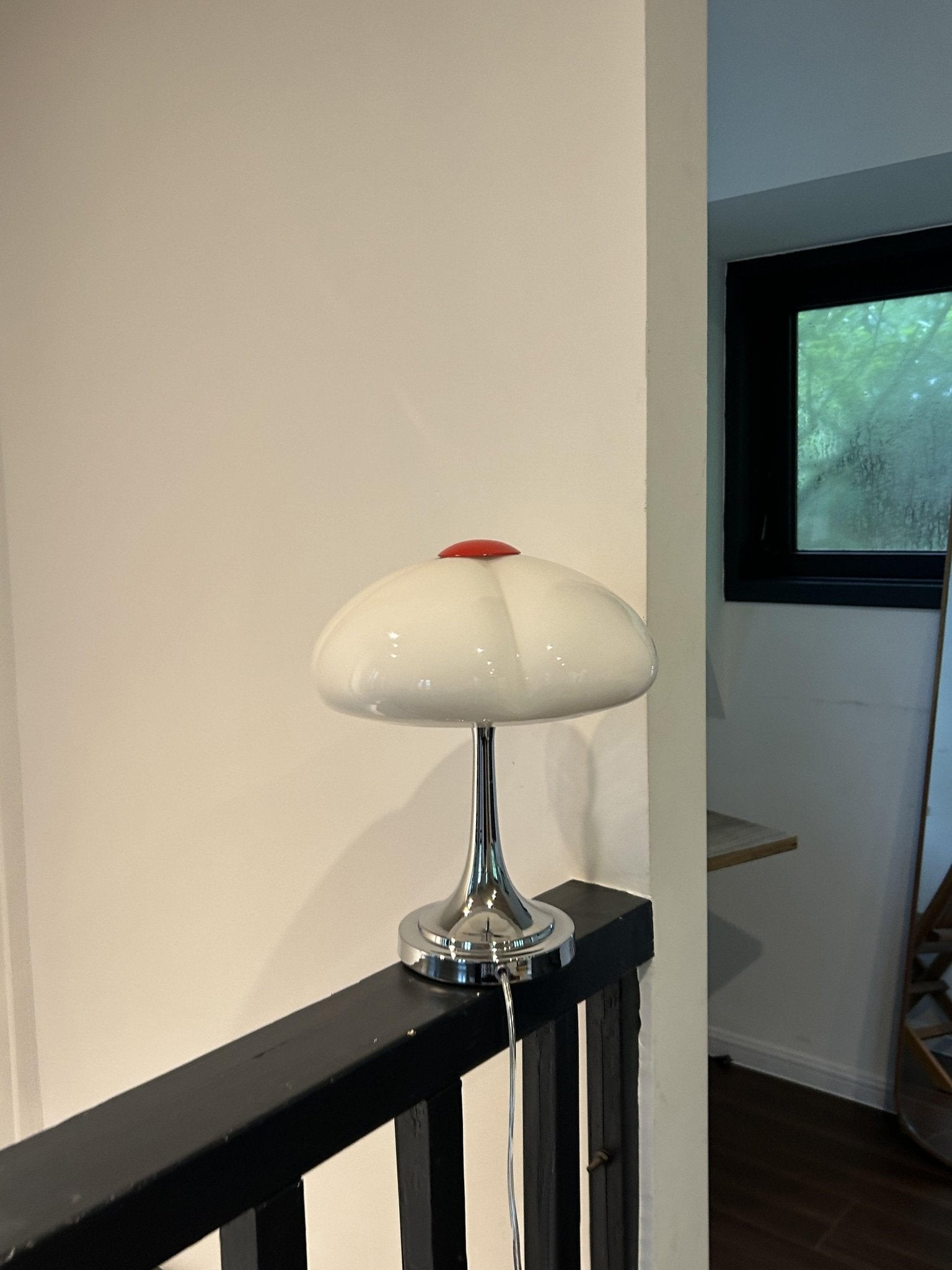 Flower Petal Table Lamp M367