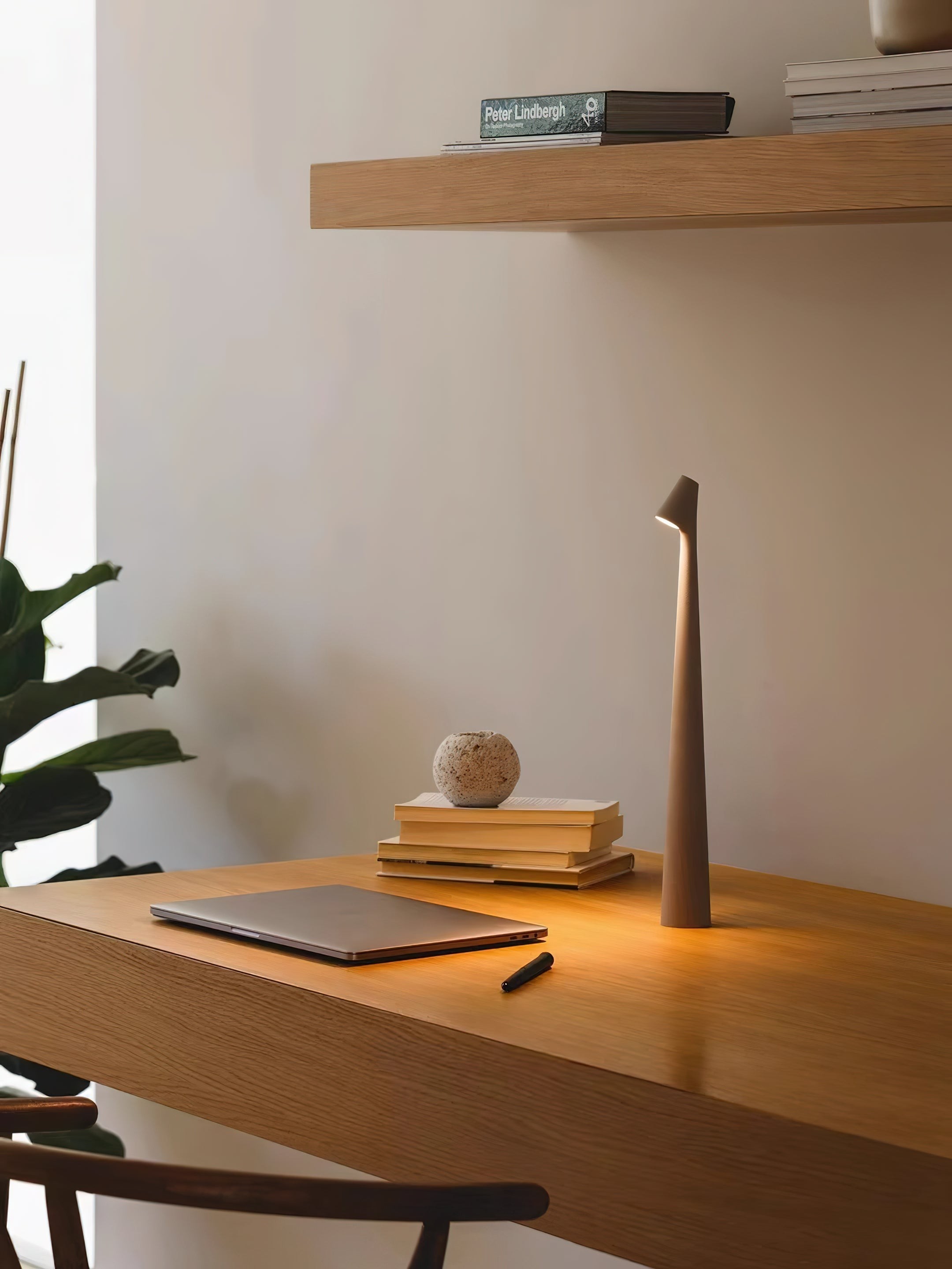 Creative Tall Portable Table Lamp M393