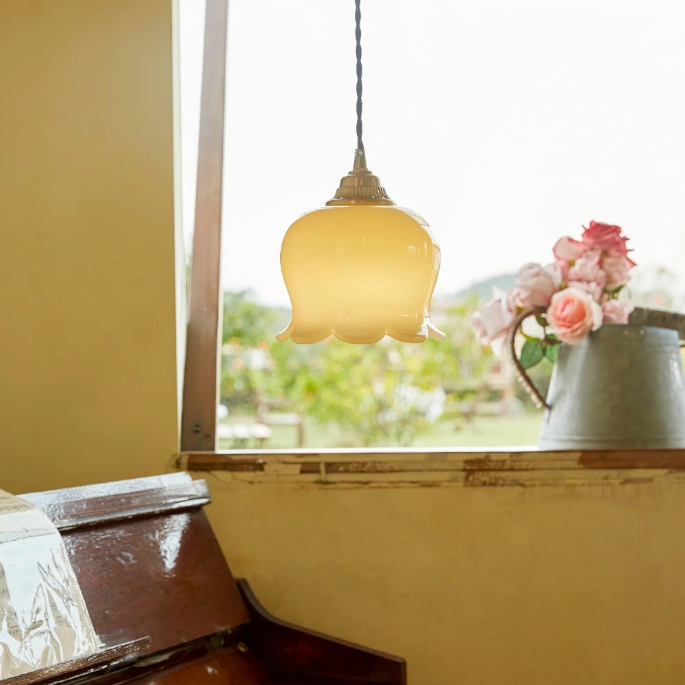 Vintage Valley Flower Pendant Light S163