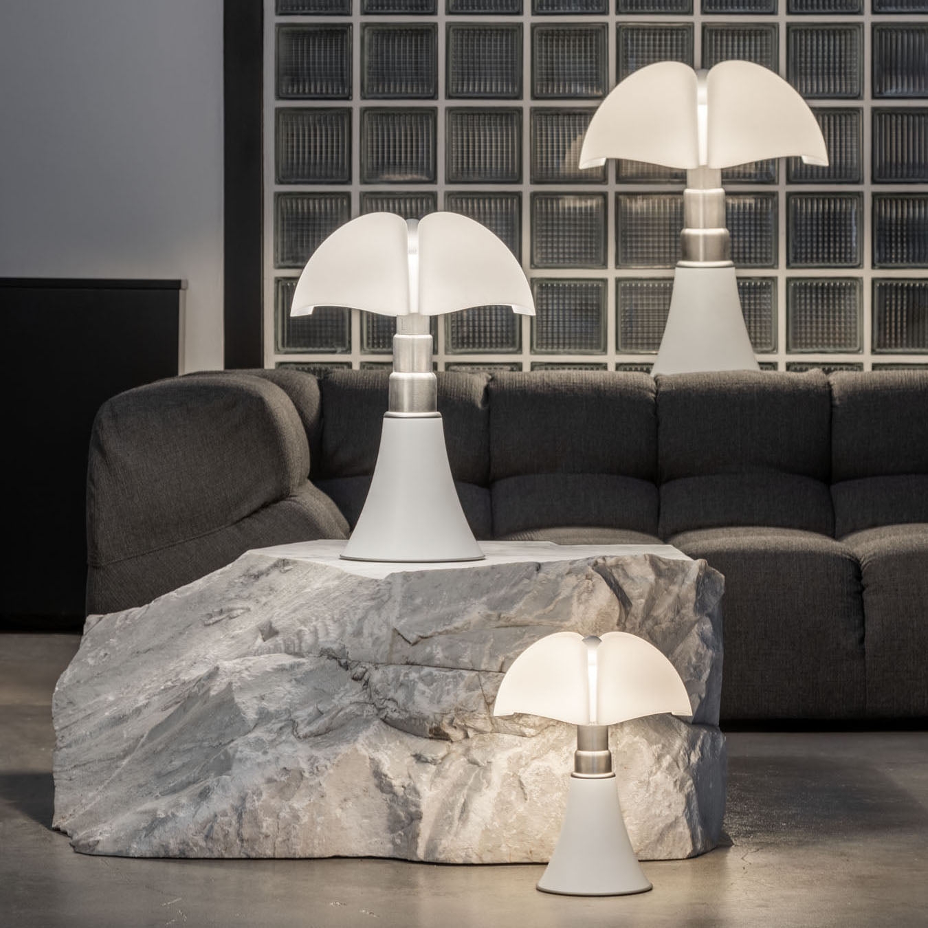 Petalica Table Lamp T1384