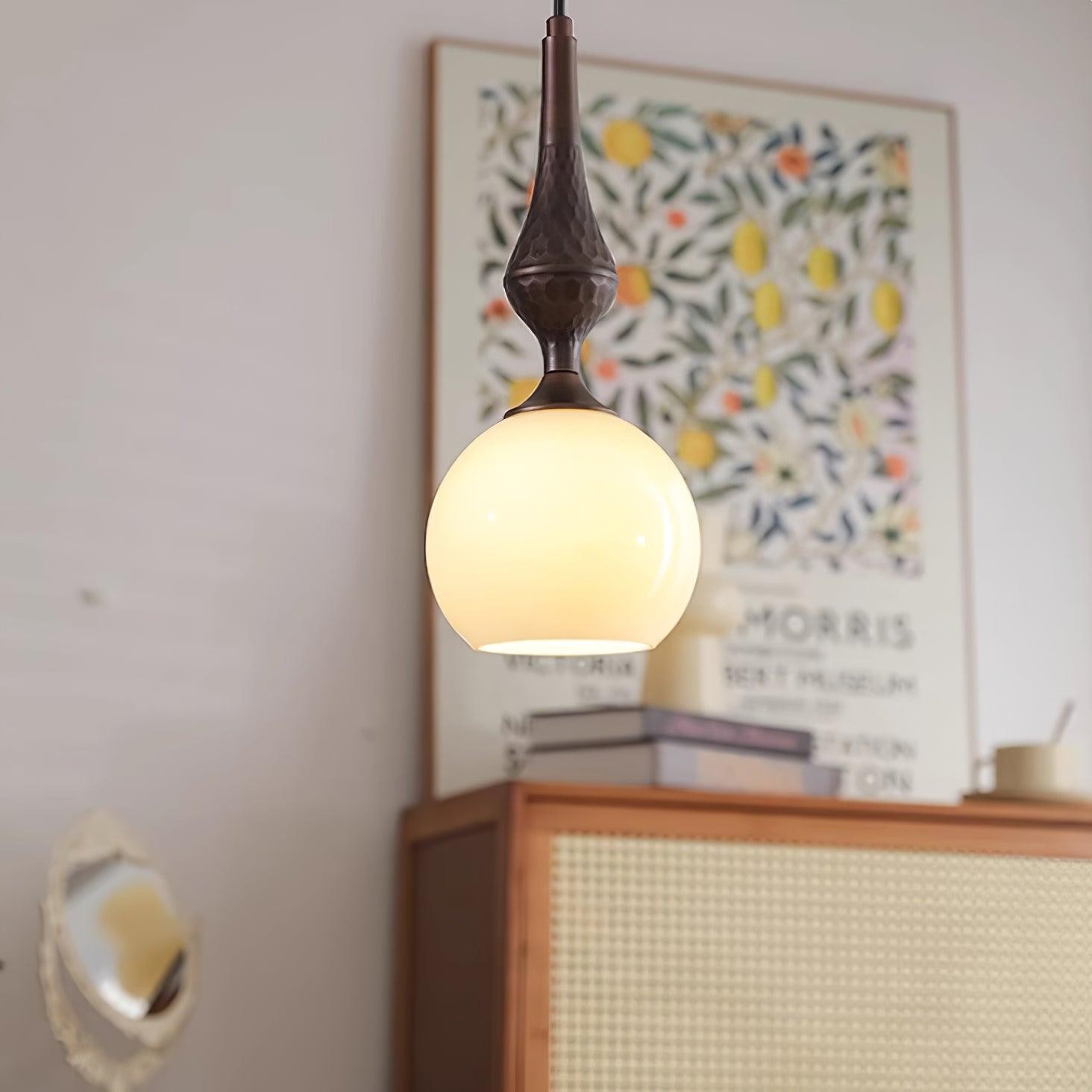 Modern Simple Cream Smooth Small Pendant Lamp M163