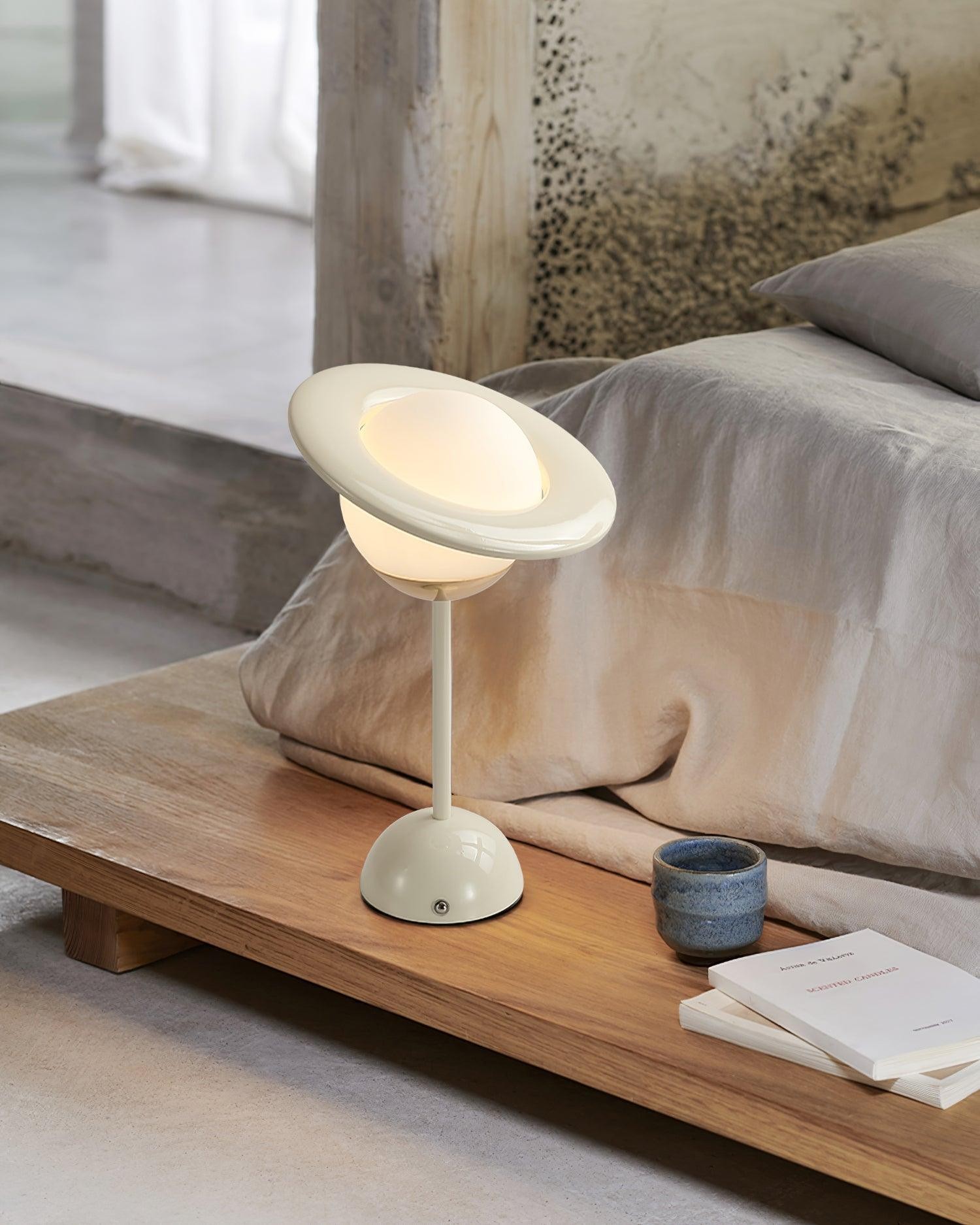 Creative Saturn Planet Table Lamp for Bedroom M414